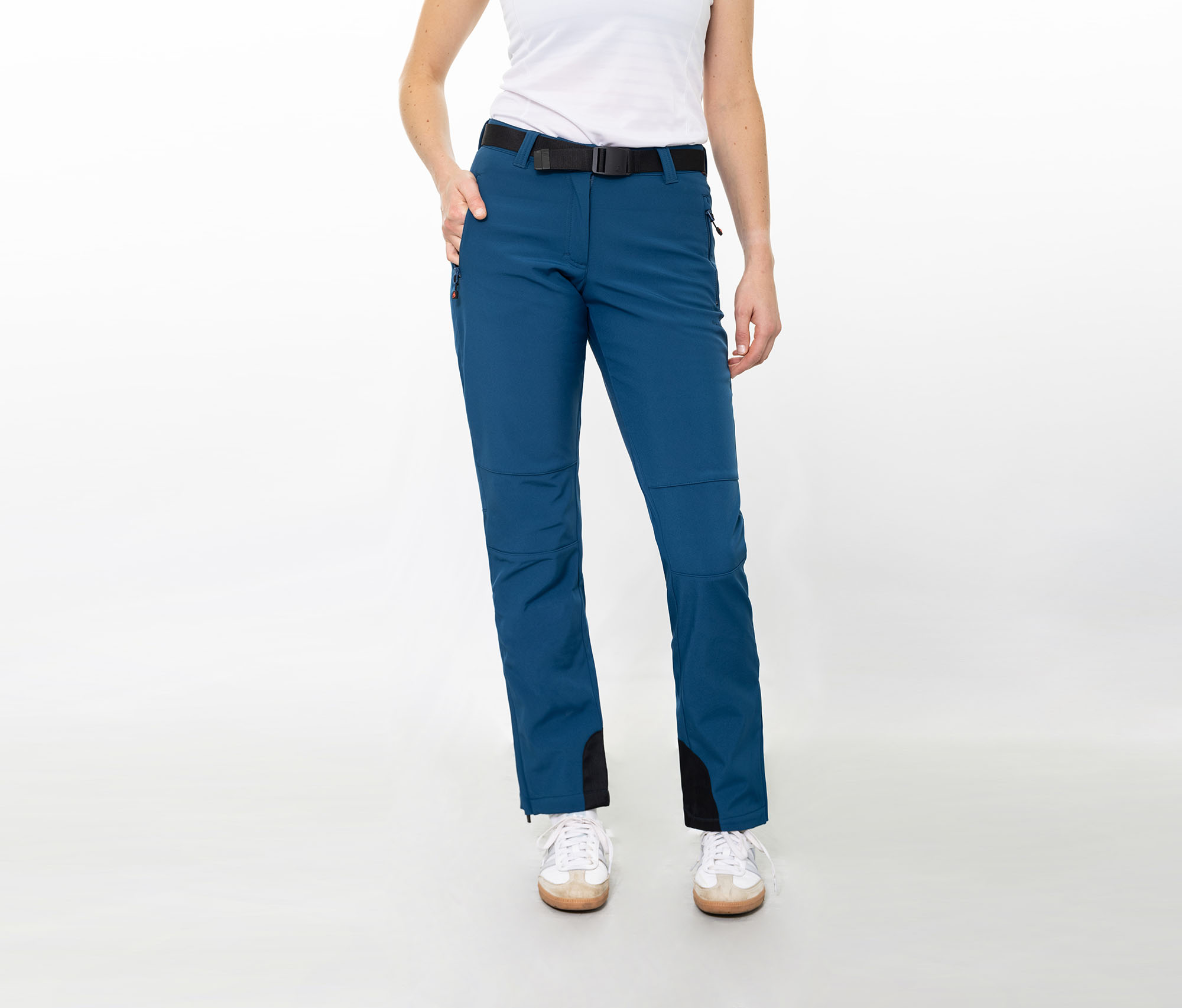 Bergson BRYNE Comfort Damen Winter Softshellhose – Schmal Geschnitten, Winddicht, Wasserabweisend, Mit Fleece